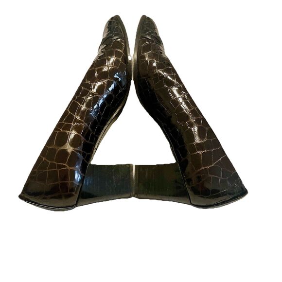 Stuart Weitzman Women’s Crocodile Embossed Brown Leather Block Heel Pumps 8.5 AA - Picture 5 of 7